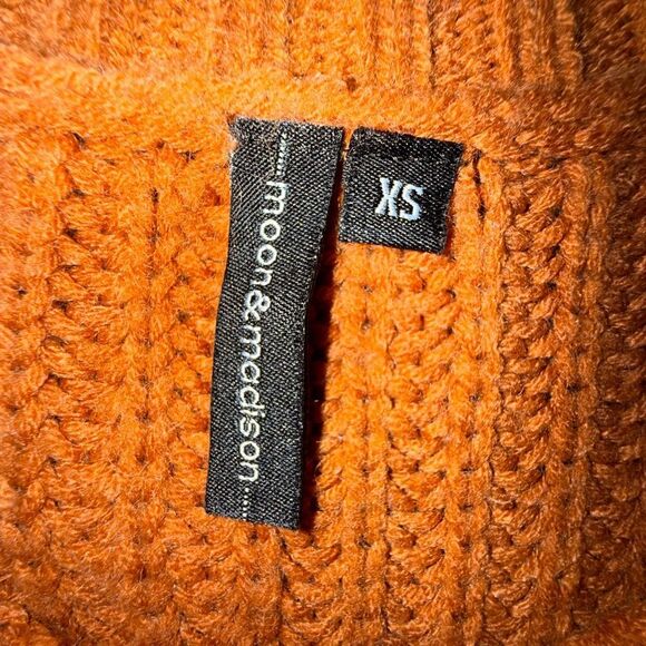 moon & madison Vibrant Orange Popcorn Sleeve Knit Sweater XS #715 - Picture 4 of 5